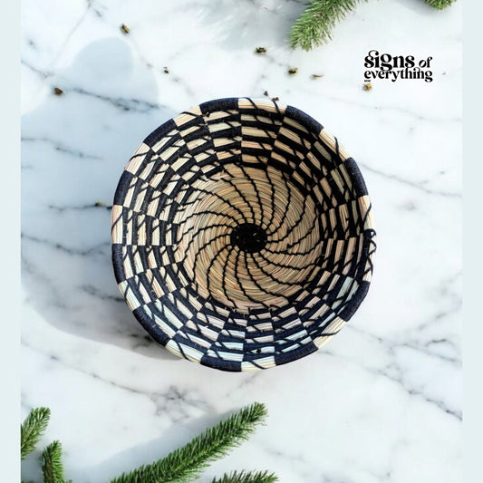 SOE Eco Nest Pine Needle Bowl | Handcrafted Pine Needle Basket | Sustainable Himalayan Home Decor | Signs of Everything