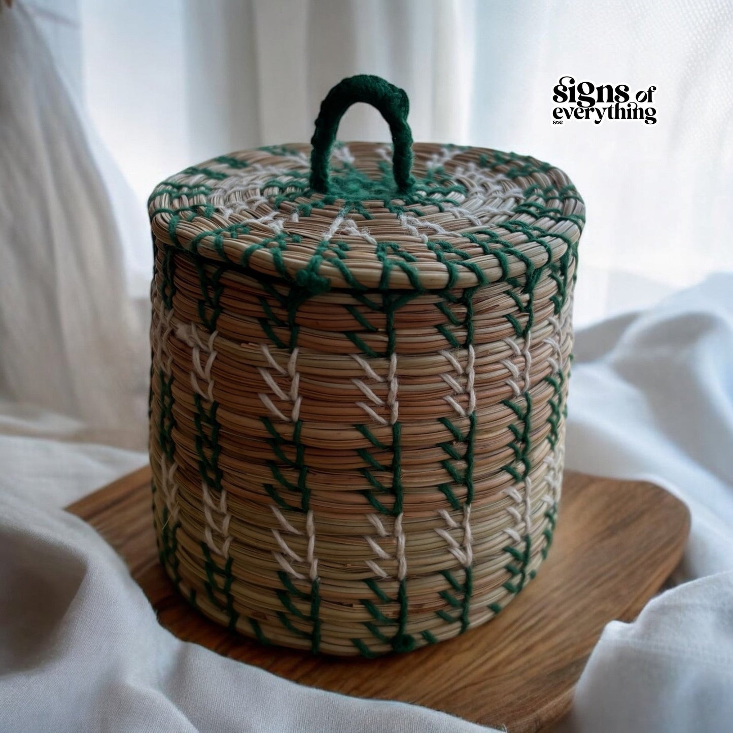 SOE Little Vault: Pine-needle Knick-Knack Organiser