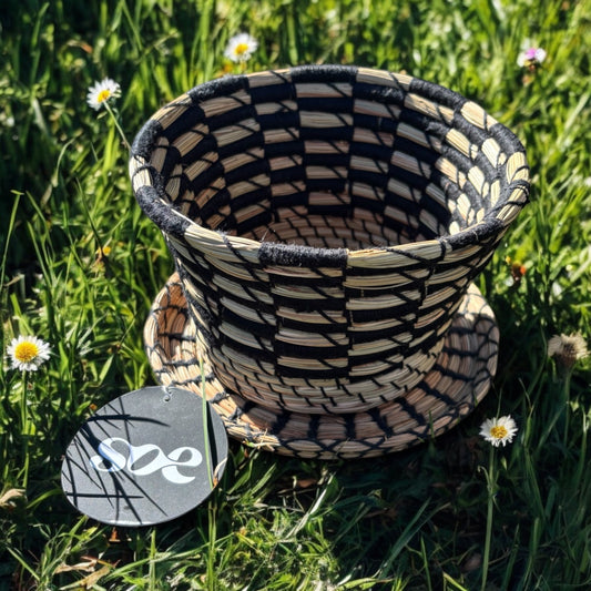 Needle Nest Bowl & Tray: Handcrafted Pine-needle Bowl Set