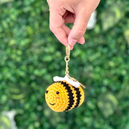 SOE Baby Honeybee Bagcharms: Crochet Keyring