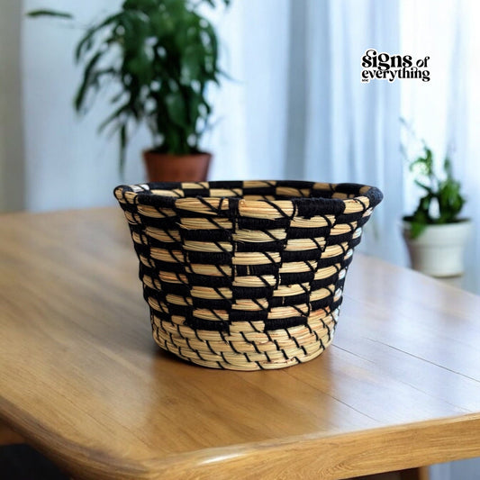 Needle Nest Bowl: Handcrafted Pine-needle Bowl