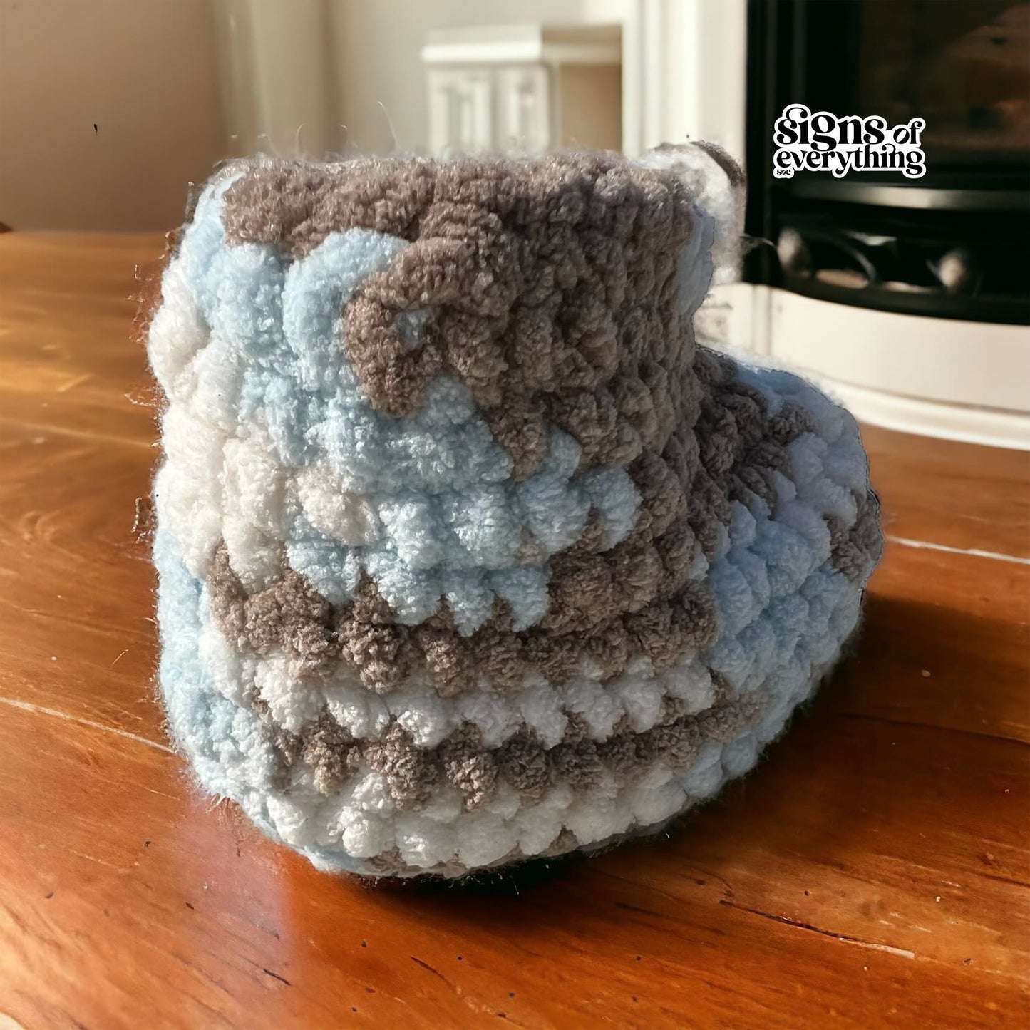 SOE Crochet Baby Booties Blue
