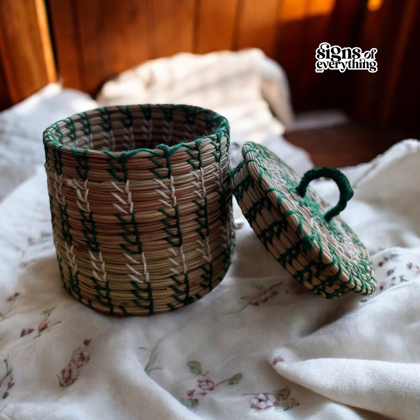 SOE Little Vault: Pine-needle Knick-Knack Organiser
