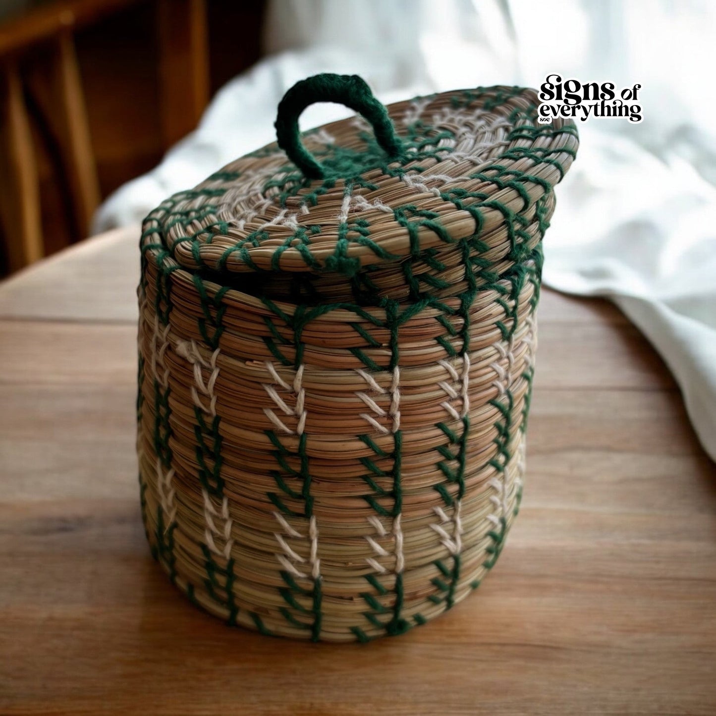 SOE Little Vault: Pine-needle Knick-Knack Organiser