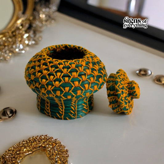 SOE Pine-needle Mini Chest: Handmade Jewel/ Coin Case