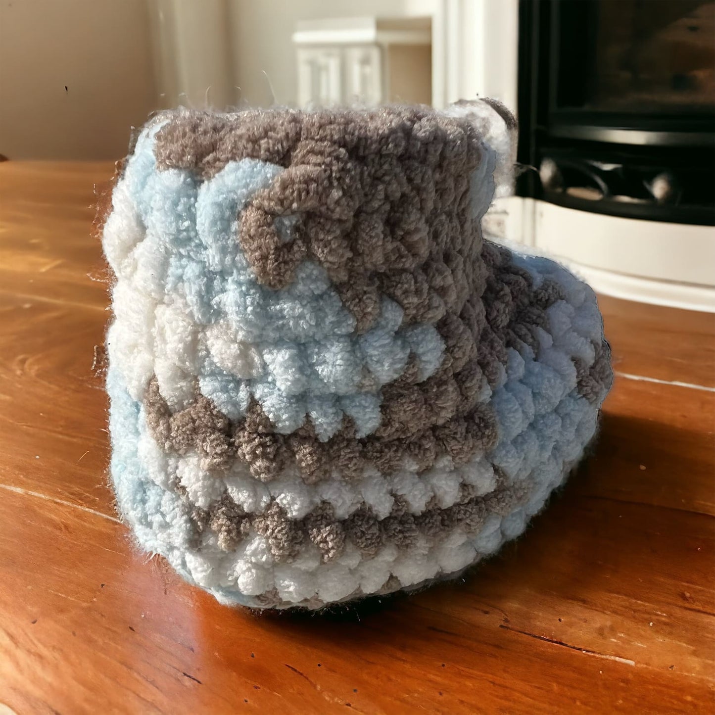 SOE Crochet Baby Booties Blue